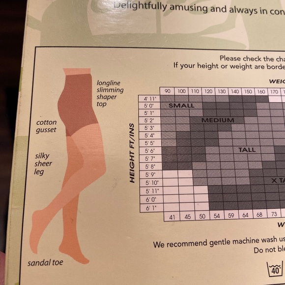 New MeMoi Black Sheer Nylons Pantyhose Stockings HOISERY SZ QUEEN 2 PLUS SIZE - Picture 7 of 7